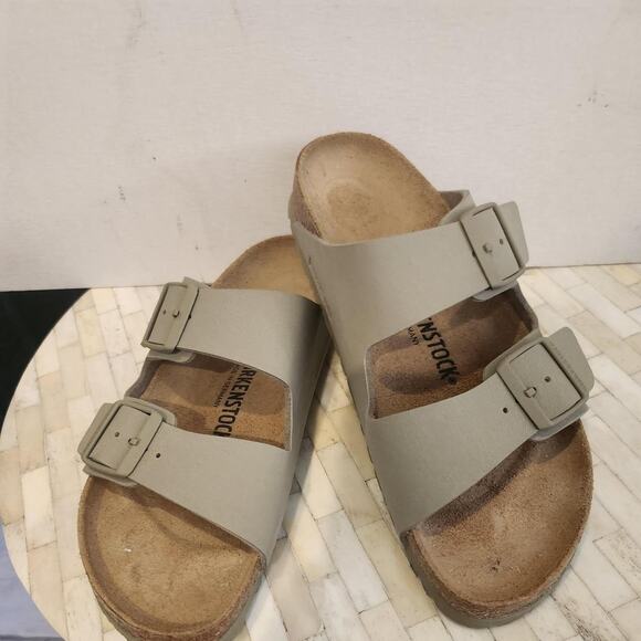 Birkenstock Other - Birkenstock arizona sandals size 40 NEW